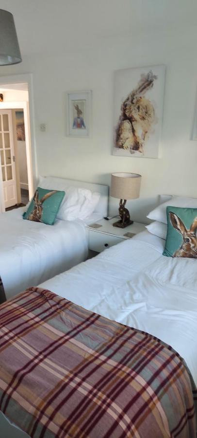 Sea Crest, Beautiful Home In Tenby With Sea Views Екстериор снимка