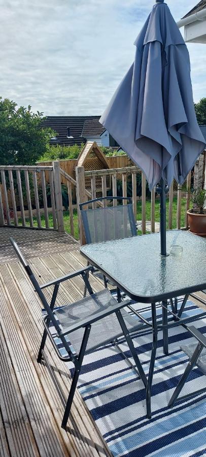 Sea Crest, Beautiful Home In Tenby With Sea Views Екстериор снимка